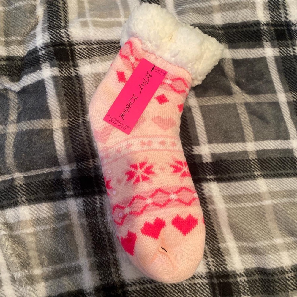 Betsey Johnson Faux Sherpa Lined Slipper Socks NWT